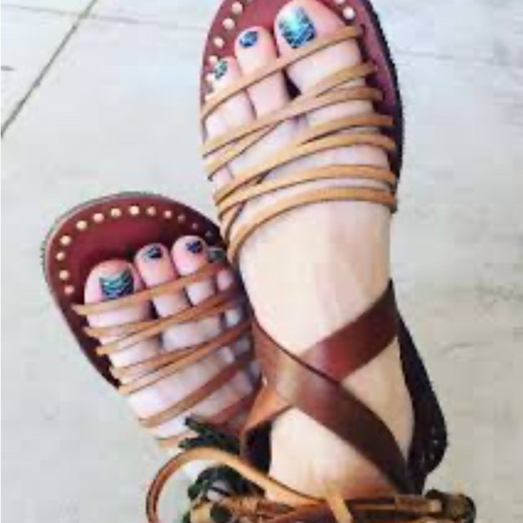 Free People Willow Tassel Wrap Around Gladiator Leather Sandals - Picture 9 of 9